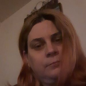Meet your Posher, Connie